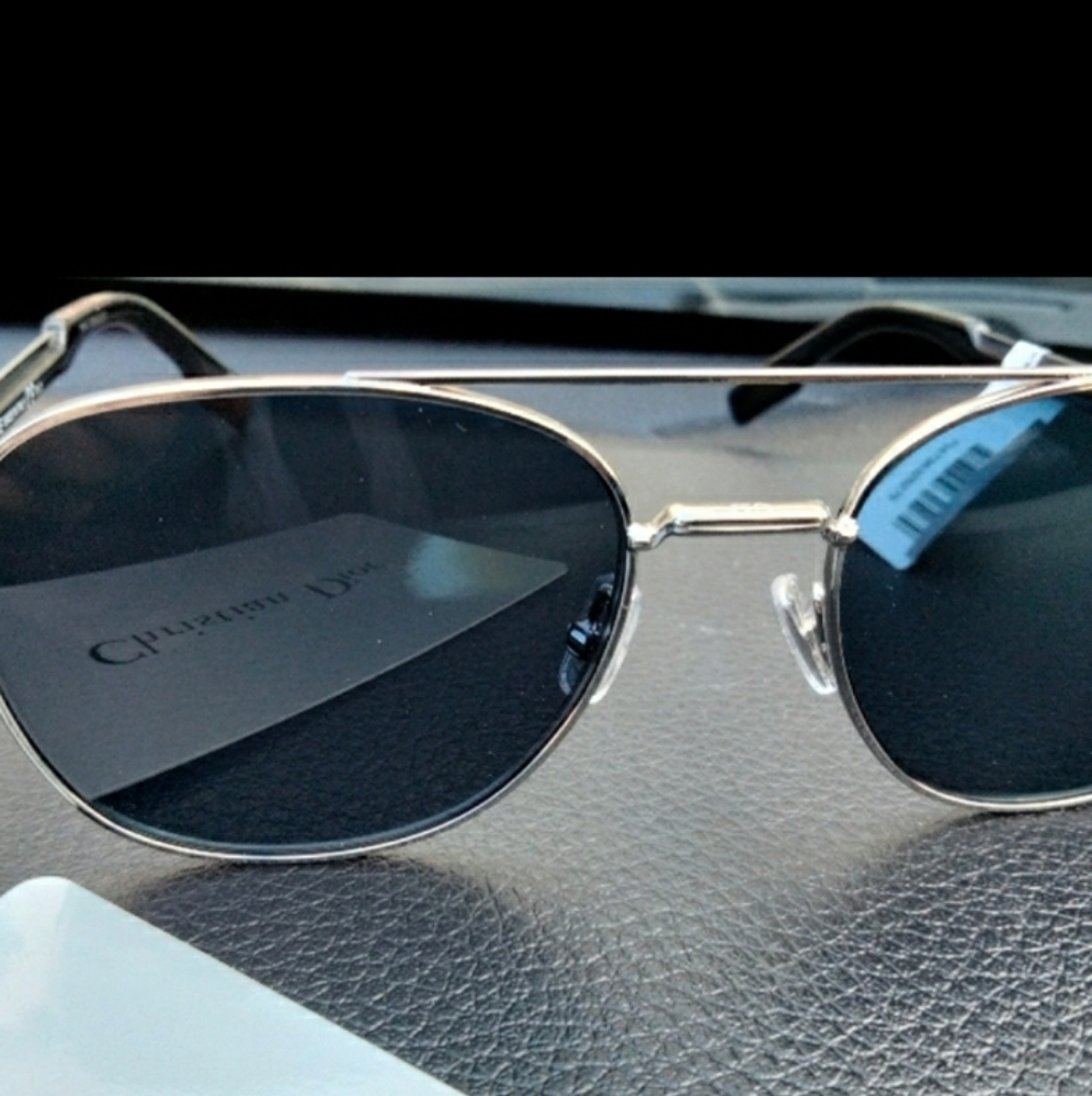 DIOR HOMME Sunglasses - Picture 11 of 11